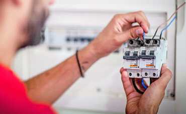 circuit breakers img 1